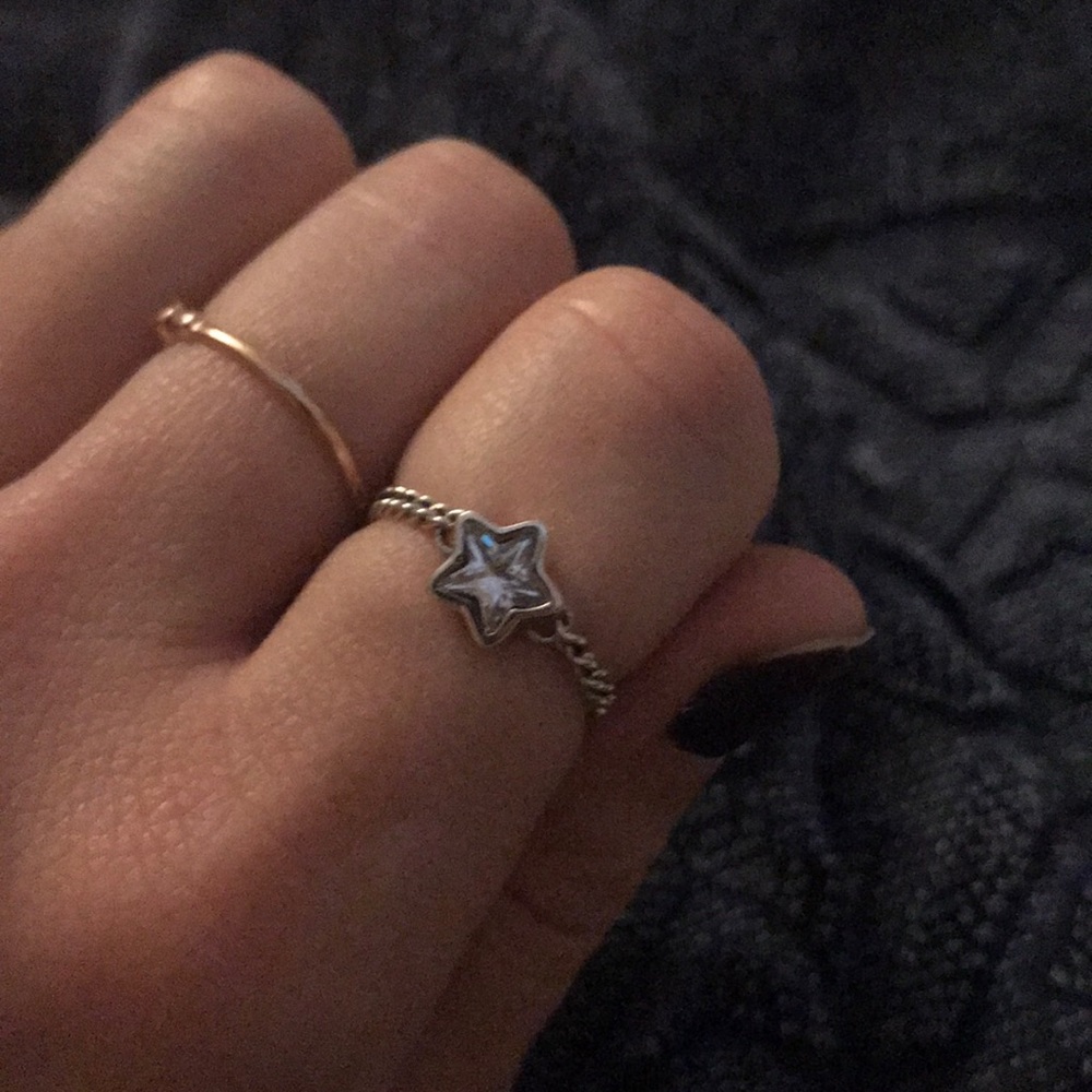 Chain Ring Size Six 6 & 7 With Star Charm - Picture 5 of 5